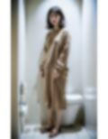【盗撮】親戚の若妻をのぞき・・・普段しゃべらない親戚の美人妻のトイレを盗撮