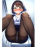 スーツのスカートからパンチラする清楚女子大生！就活中に下着のパンツをチラリ！