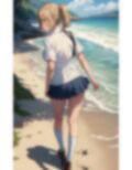 海辺の美少女〜制服のスカートからチラリ・・・
