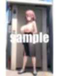 爆乳美女は露出で興奮する 画像1