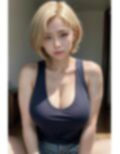 金髪ショートヘアの巨乳美女のタンクトップ姿 画像2