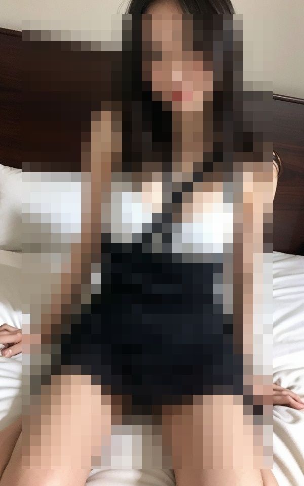 イベントに参加していた美女と仲良くなり夜まで我慢できずにホテルでヤった 画像2