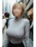 【街撮り着衣巨乳】ノーブラで街を散歩するエッッッッ！！！な美女たちをロックオン 画像4