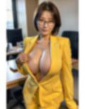 巨乳熟女と眼鏡とスーツ 画像3