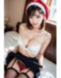 サンタコスプレでいきなりパンツ 画像1