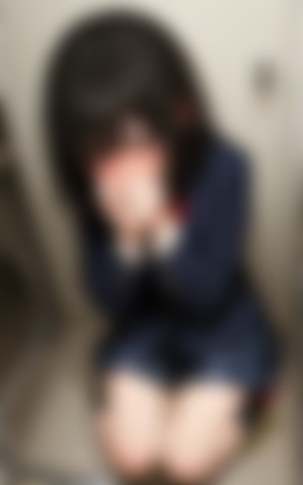 サンプル画像6:【放尿フェチ】放尿びしょ濡れオシッコ発射446発(JK愛好部) [d_548418]