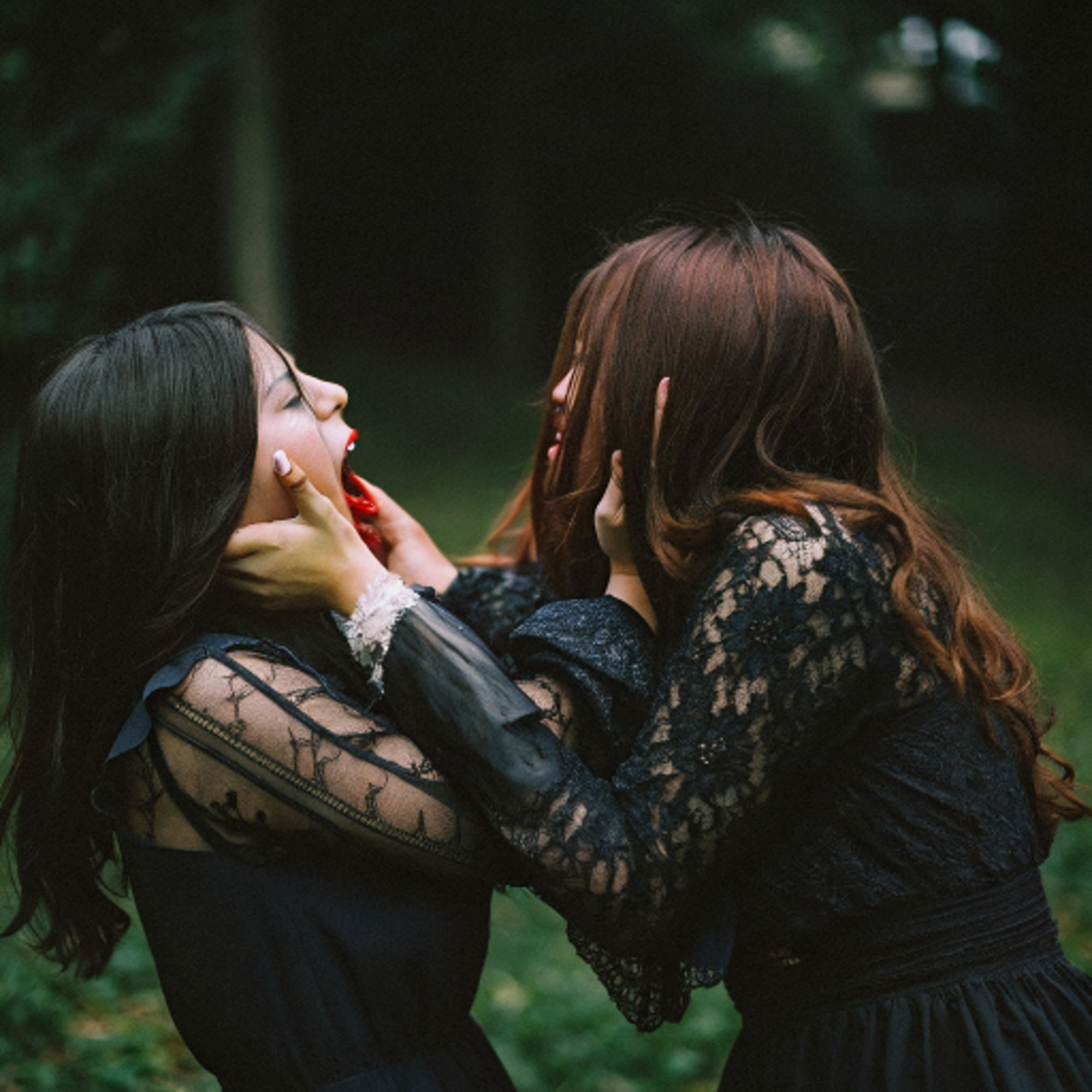女同士の喧嘩は美しい キャットファイト Catfight レズビアン レズビアンバトル 百合 AI写真集、AI動画集  2_2