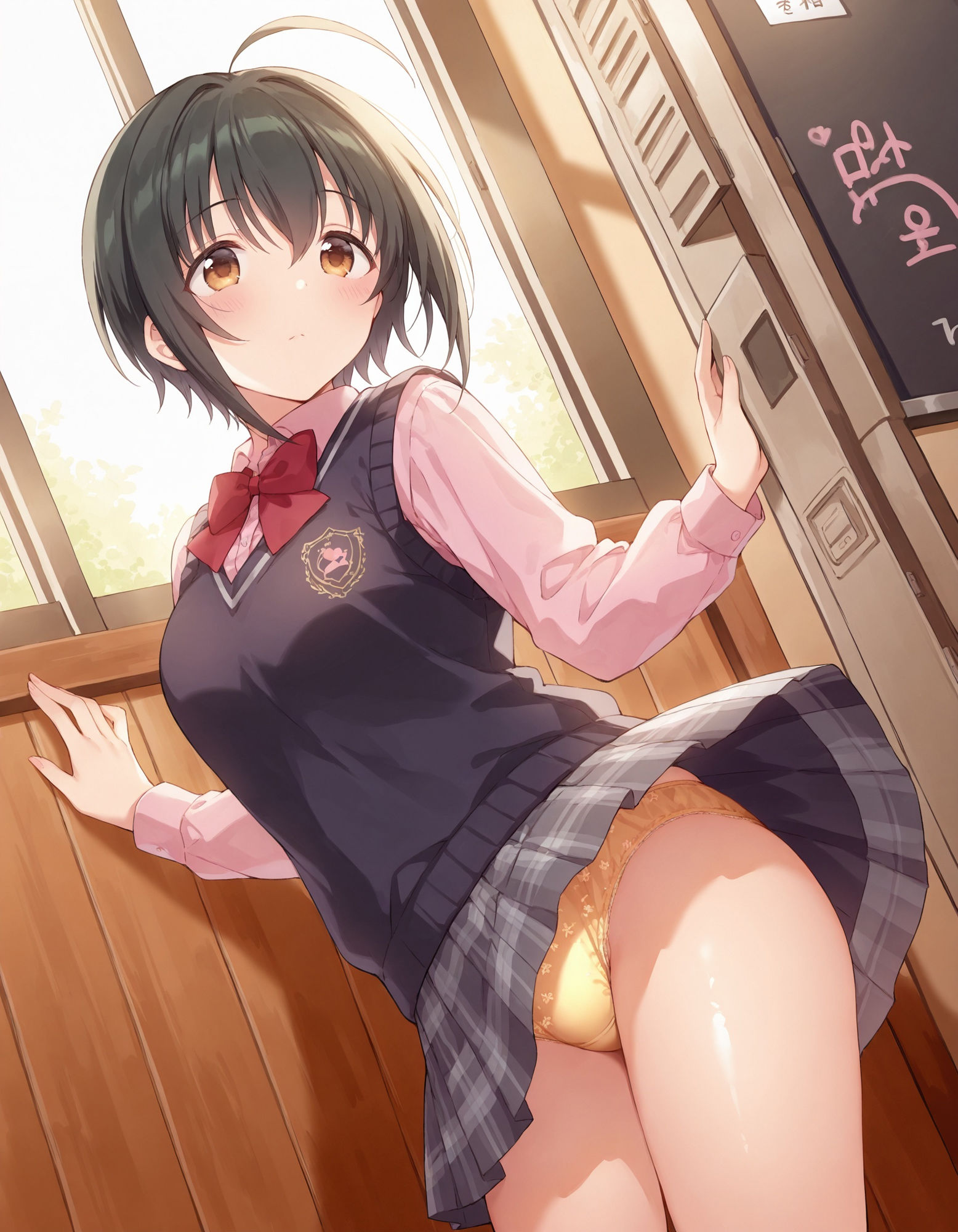 サンプル画像4:小〇向美穂のパンチラ〜制服編〜(D.P.H.) [d_582231]