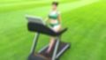 元祖中華女性格闘家「チュンリー（春麗）」の陸上競技ユニフォームウォーキング乳揺れ