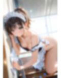 裸エプロンのメイドさん