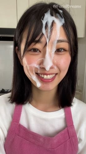 サンプル画像4:顔射後の余韻 – エプロン編 Vol.2(FacialDreams) [d_606462]