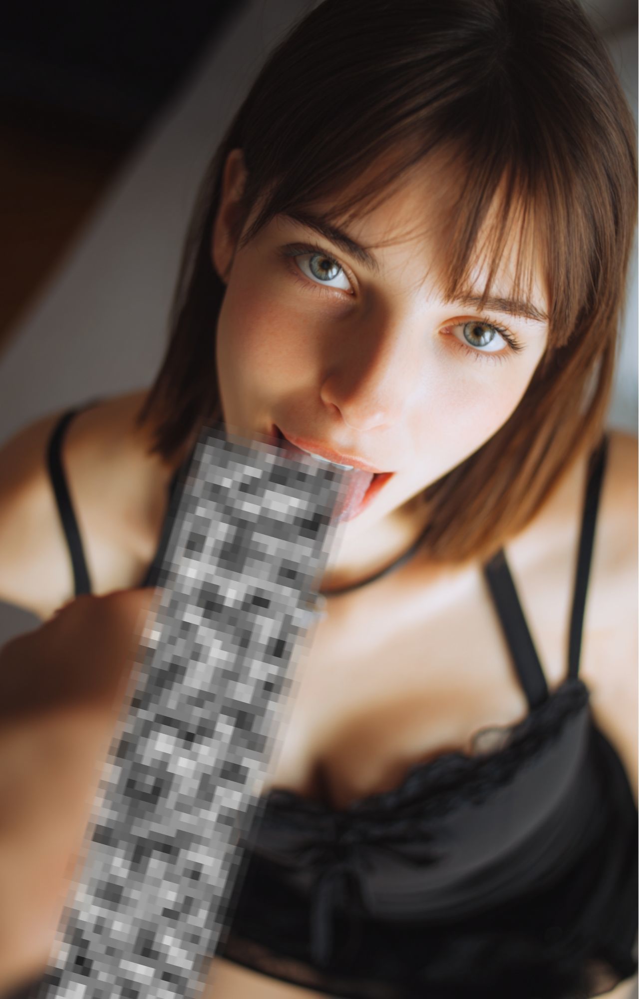 サンプル画像1:ロシア美女のフェラ顔(YK Publishing) [d_635211]