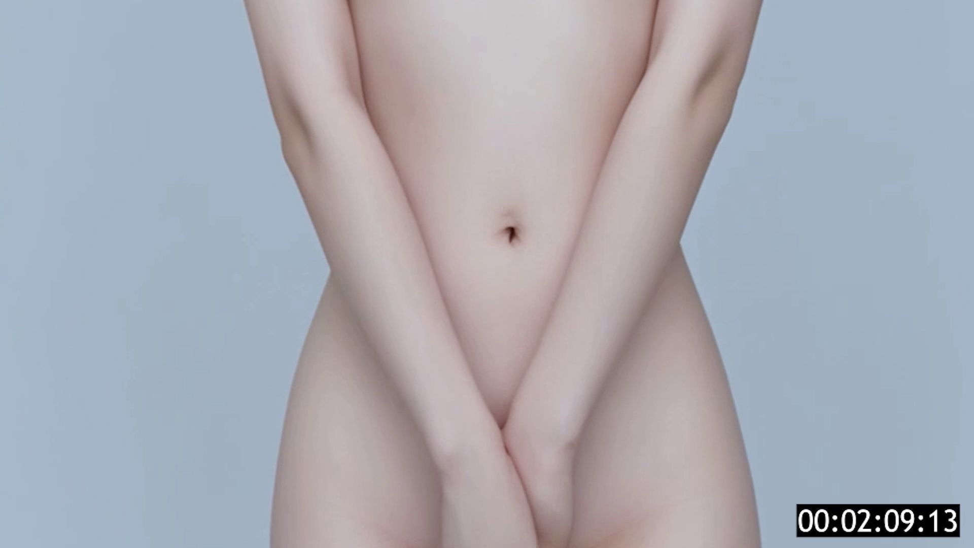 サンプル画像5:オーディション記録映像_No.1002(Blue Frames) [d_649884]