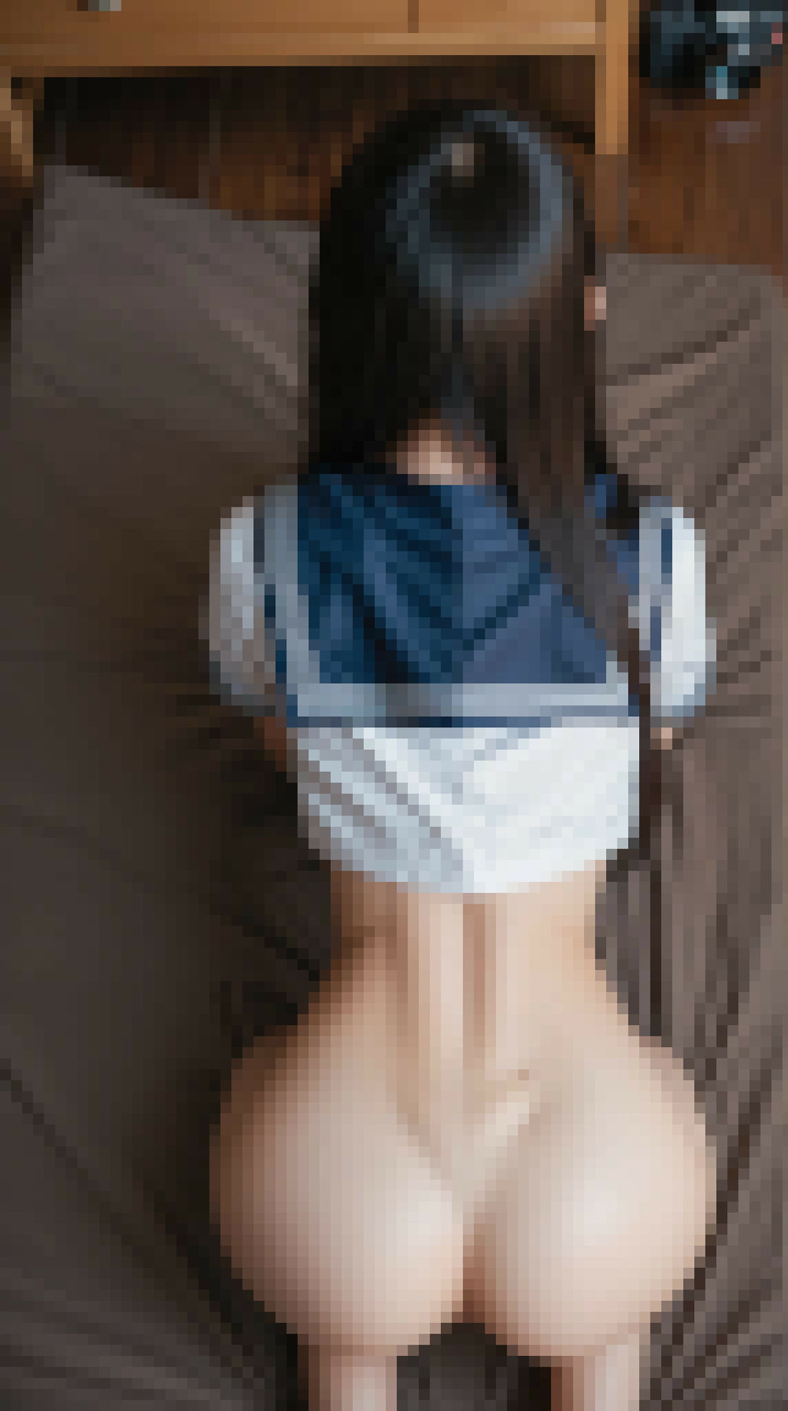 サンプル画像5:制服コスプレイヤー四つん這いの尻(幽霊倶楽部) [d_651879]