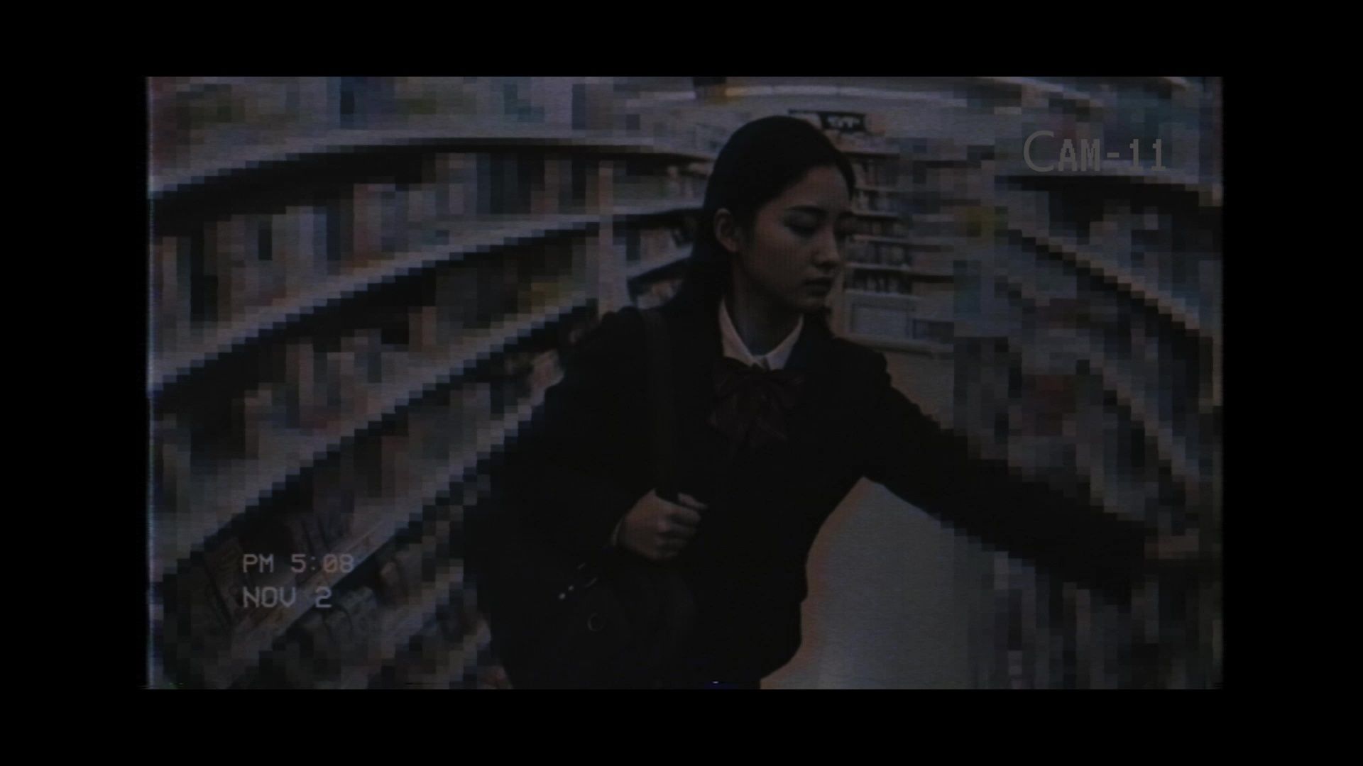 サンプル画像1:万引き女子校生のお仕置き謝罪動画 13(Blue Frames) [d_695905]