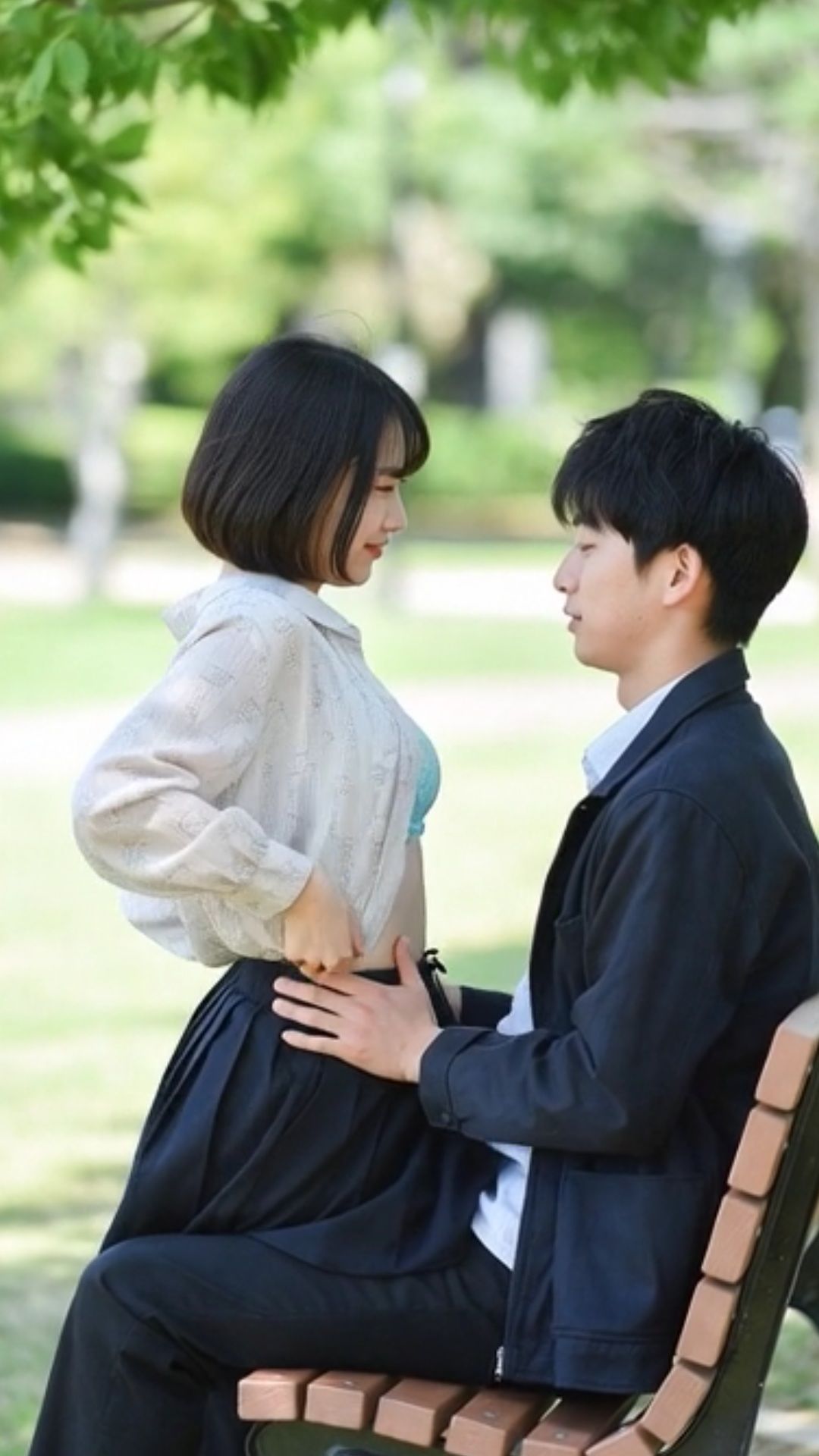 サンプル画像1:JK 女子学生 女子大生 カップルのイチャイチャ風景 盗撮 ディープキス 彼氏の部屋 素人 教室 家飲み 体育倉庫 サークル(EIJapan) [d_707482]