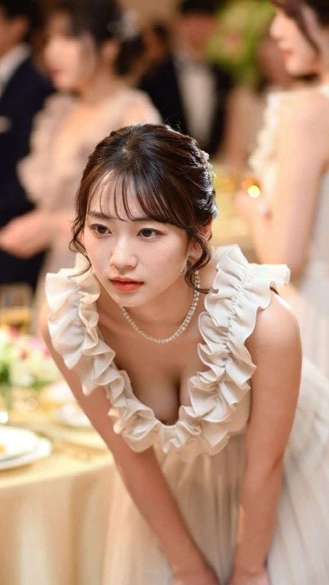 サンプル画像6:披露宴 下着 ランジェリー 女子大生 乱交 ドレス パンチラ ブラチラ 盗撮 結婚式 3次会(EIJapan) [d_709539]