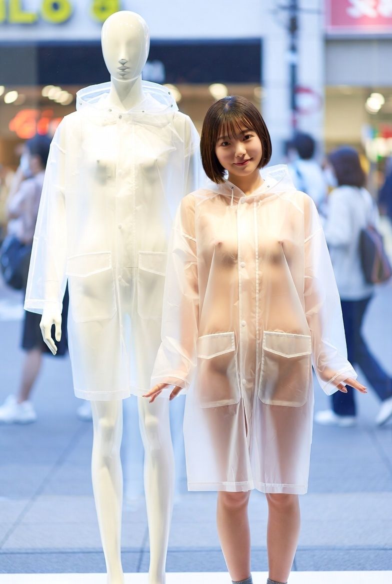 サンプル画像6:レインコート露出(Creampie) [d_711941]