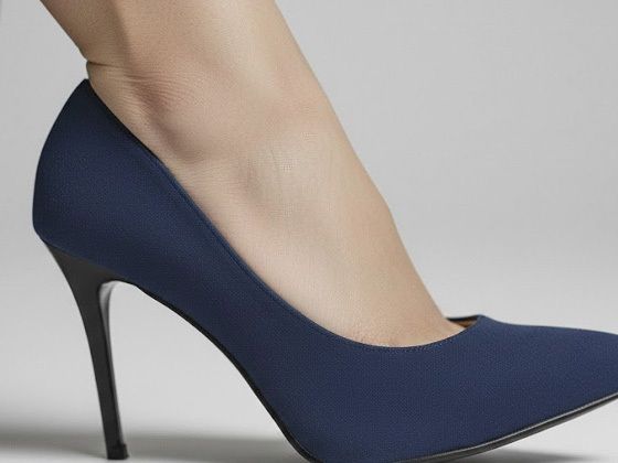 コンパニオンのあんよー11cmのピンヒール