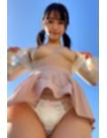 下から丸見えちゃん