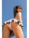 下から丸見えちゃん