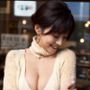 【約25分】『脱ぐ熟女1』人妻という名の危うさ -AIで描く究極の美女達-
