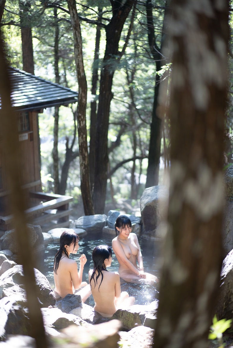 露天風呂盗撮 〜現実では叶わない、禁断の視点〜 サンプル10