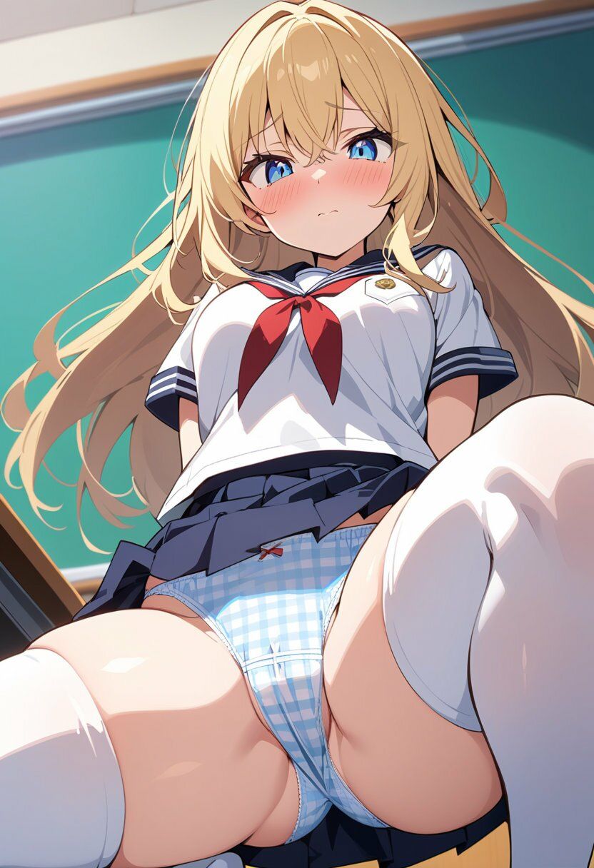 セーラー服でしゃがみパンチラ200枚 画像9