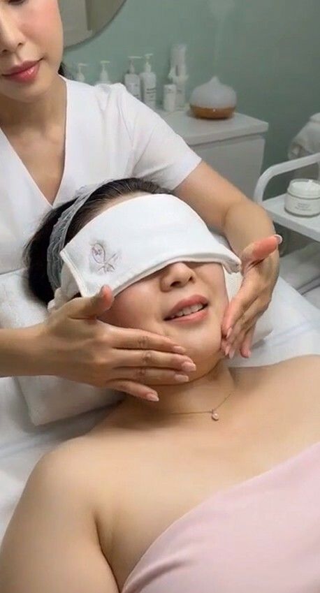 【AI生成】肉感爆揺れ熟女詰め合わせ 画像6