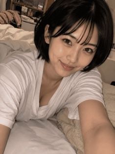 【AIグラビア】「ダメだよ？」と言いながら視線で誘う…ベッドの上の無防備なひなちゃん 60P サンプル9