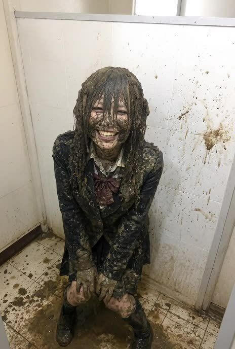 成人女性制服コス 汚物まみれスカトロ200本セット【実写風AI動画】_10