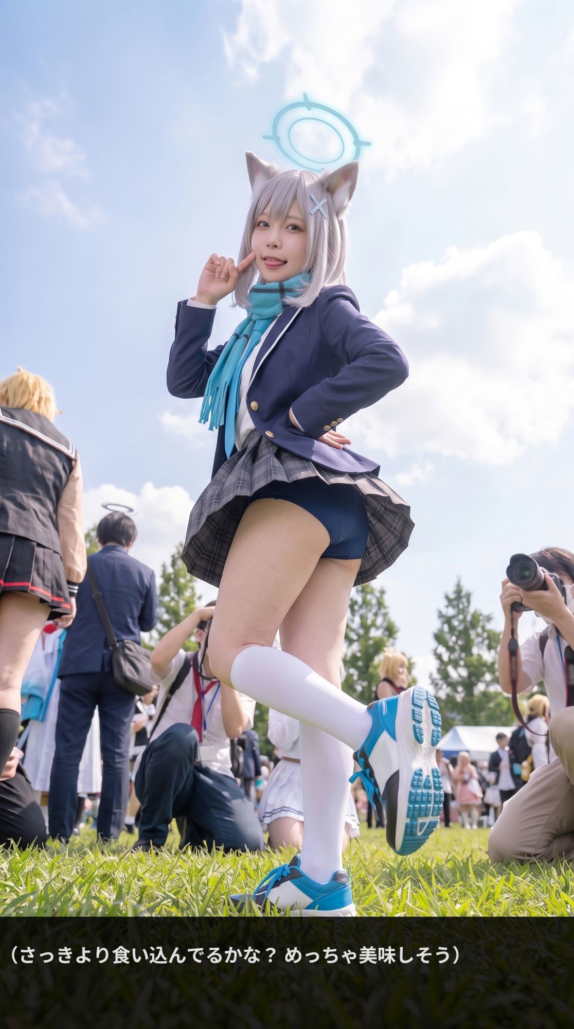 【前編】隙だらけな銀髪コスプレイヤーのパンチラ・ブラチラをカメコ視点で撮りまくる！【デジタルコミック風/AI写真集】 サンプル6